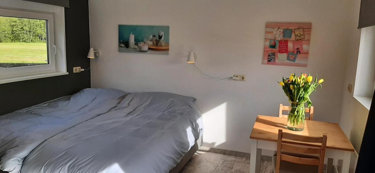 'T Butefjild Bed & Breakfast Broeksterwald Exterior foto